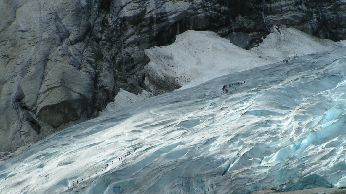 Νορβηγία: Κομμάτι παγετώνα καταπλάκωσε ζευγάρι Γερμανών τουριστών!